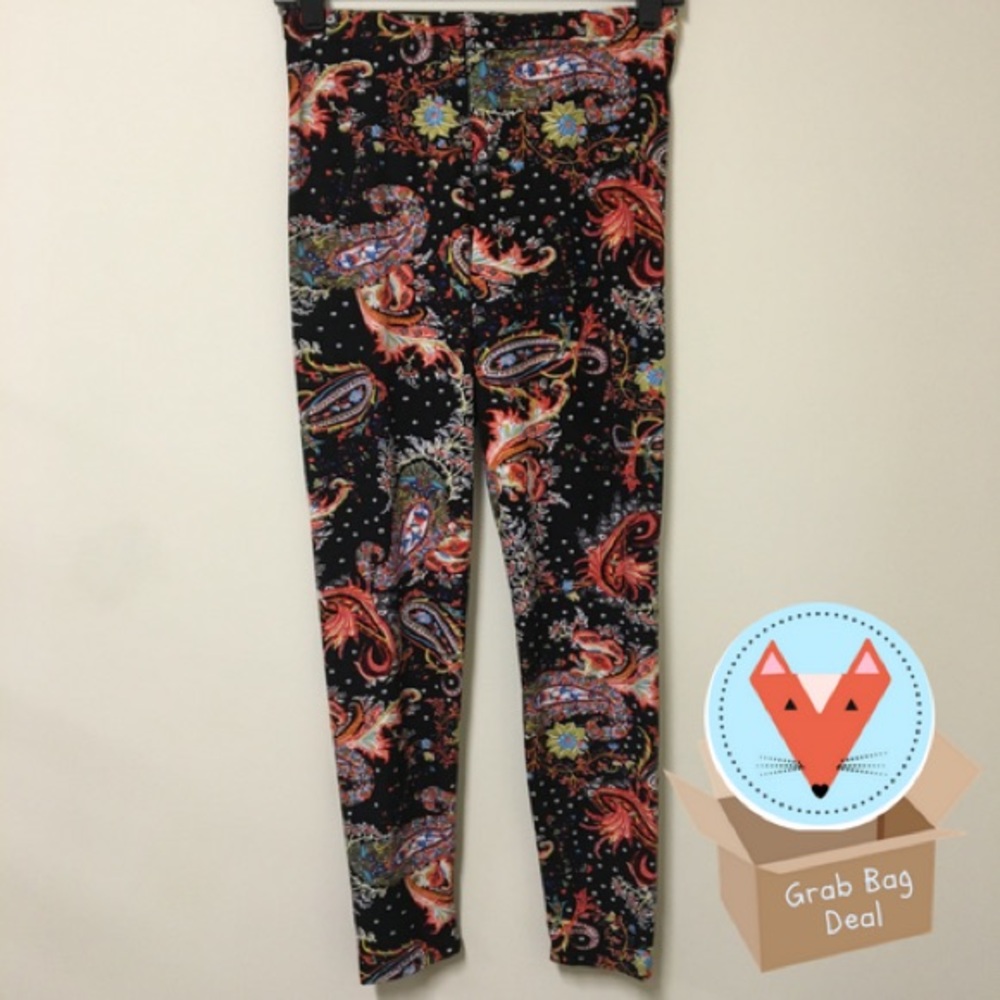 💰Crazy Paisley Buttersoft Leggings